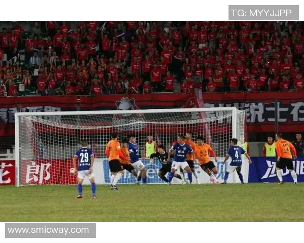 武汉奥体中心足球明星闪耀赛场展现激情与荣耀的精彩瞬间