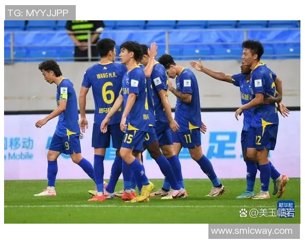 南京足球队个人能力提升的热议与未来发展探讨 南京足球队个人能力提升的热议与未来发展探讨