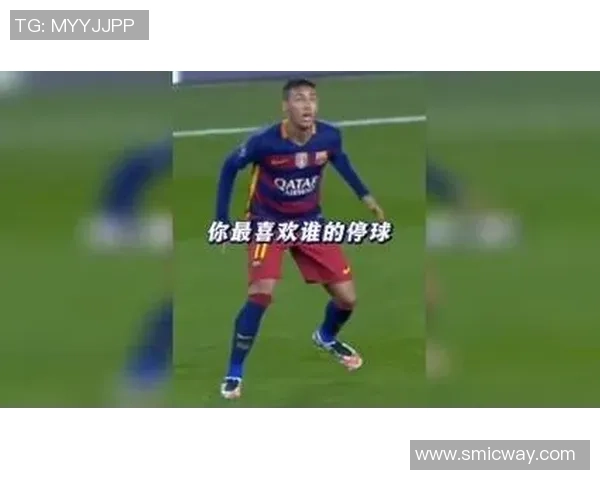 足球明星小狐狸的精彩瞬间与迷人风采尽在这里，快来欣赏他的独特魅力与精彩表现